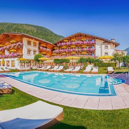 Alpenhotel Tirolerhof Neustift im Stubaital Exterior foto