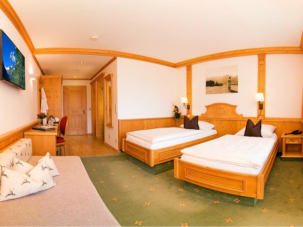 Alpenhotel Tirolerhof Neustift im Stubaital Quarto foto