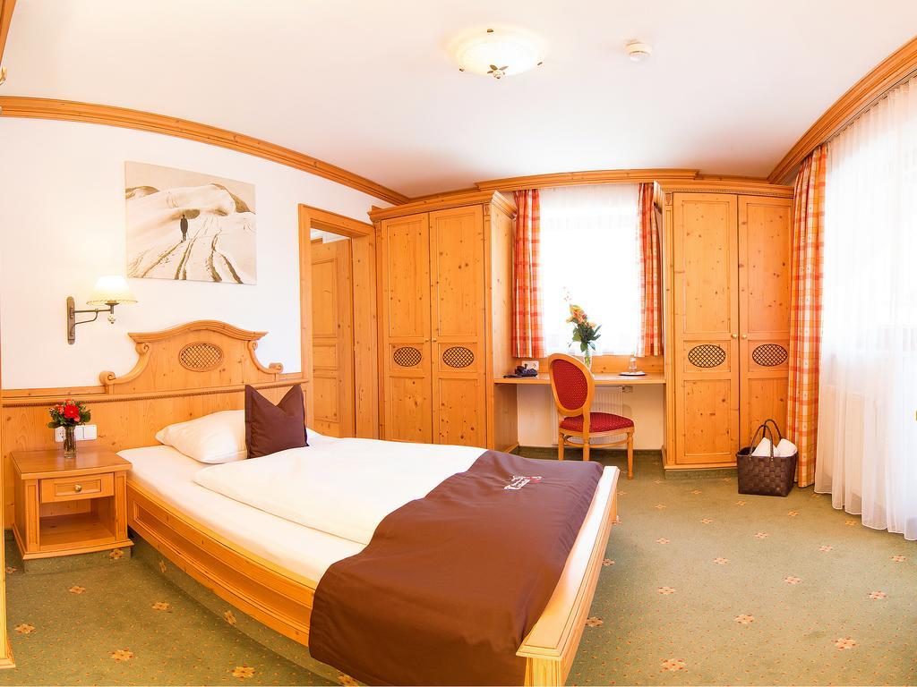 Alpenhotel Tirolerhof Neustift im Stubaital Quarto foto