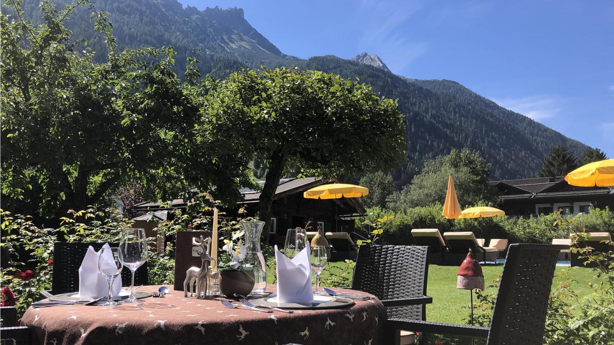 Alpenhotel Tirolerhof Neustift im Stubaital Exterior foto