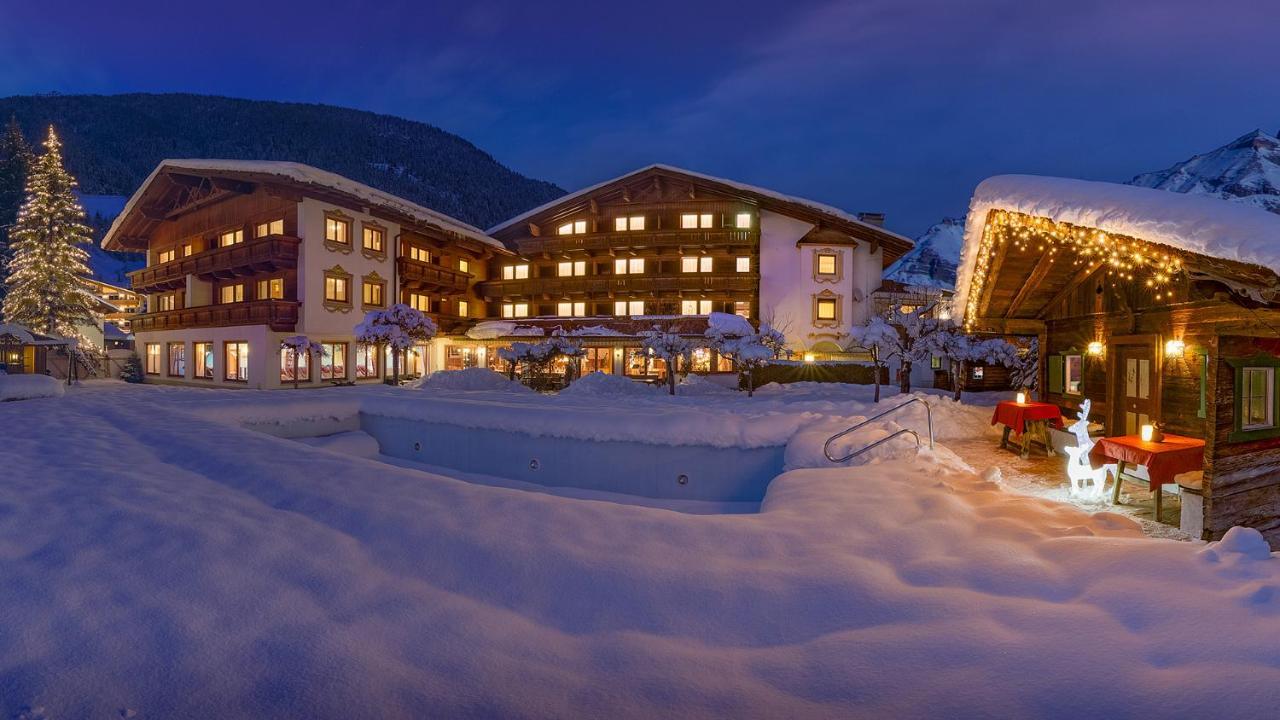 Alpenhotel Tirolerhof Neustift im Stubaital Exterior foto
